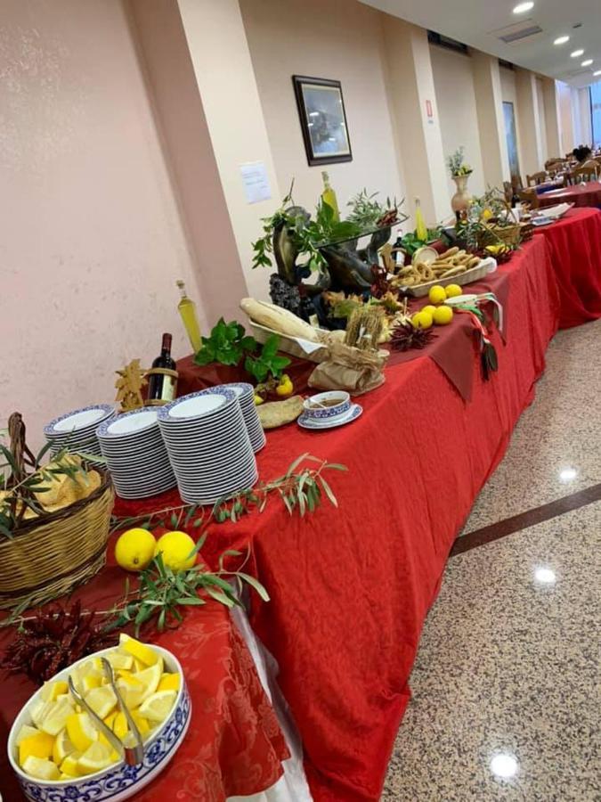 Hotel San Gaetano Гризолия Екстериор снимка