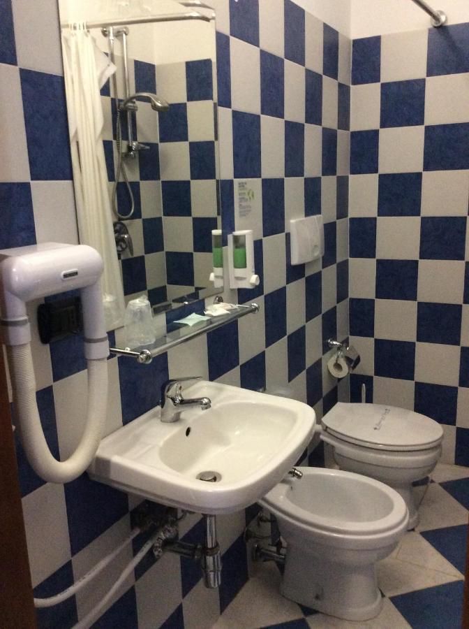 Hotel San Gaetano Гризолия Екстериор снимка