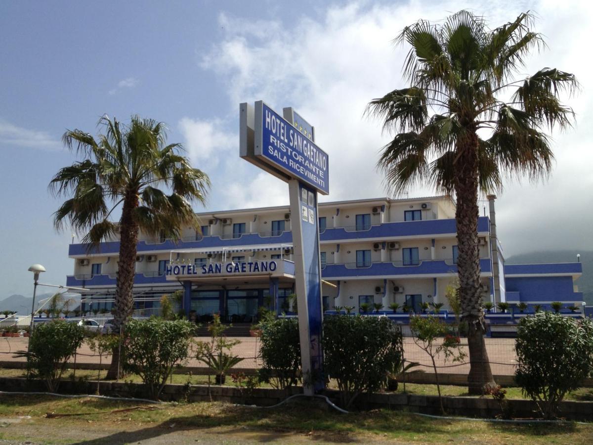 Hotel San Gaetano Гризолия Екстериор снимка
